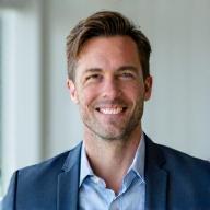 Portrait of Mark Chen, Registered Dietitian.